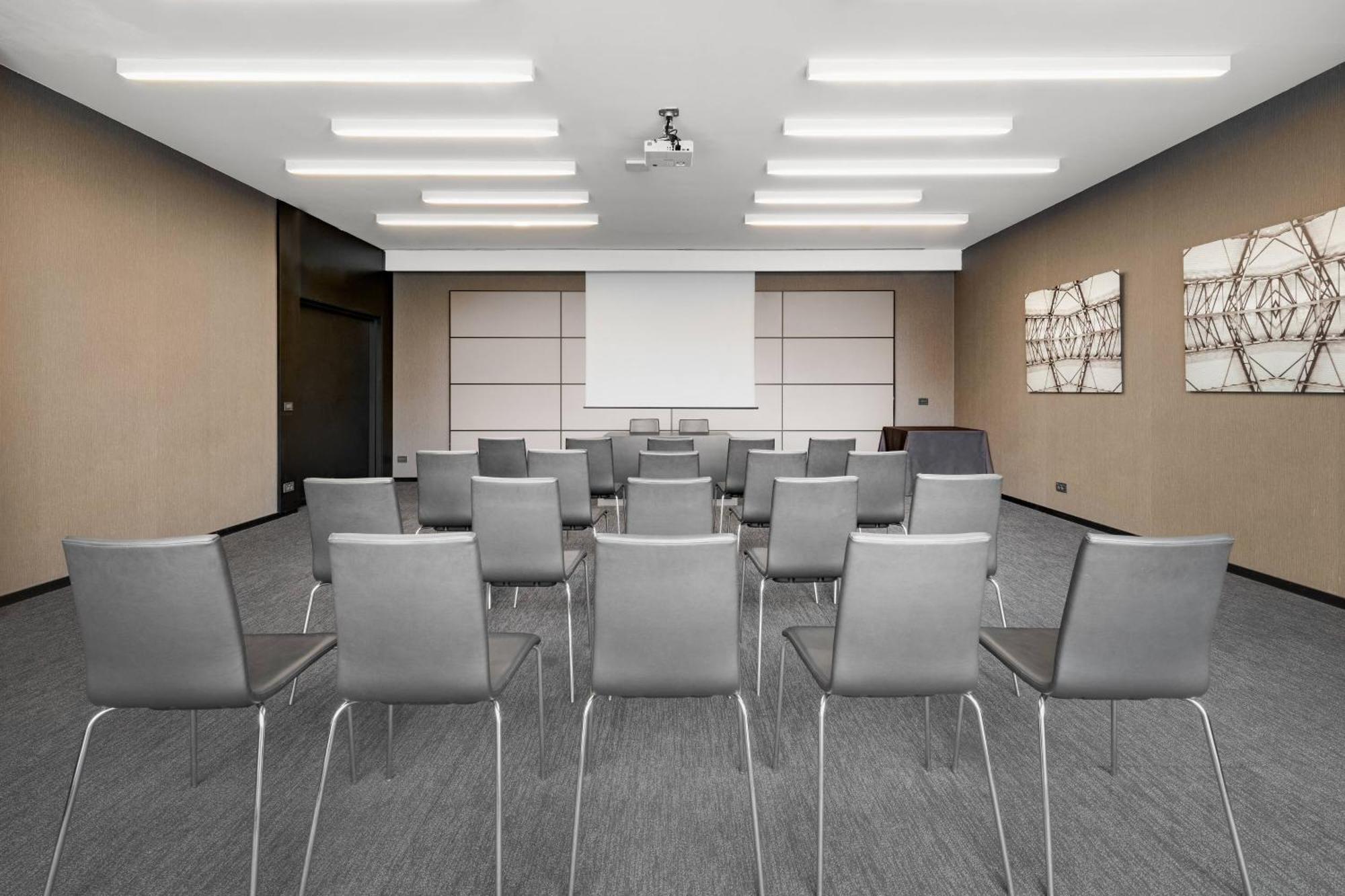 Ac 4* Bologna